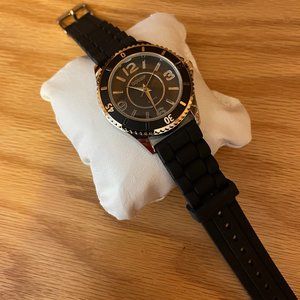 Gossip Watch- Unisex